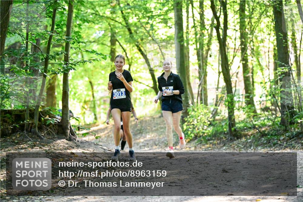 28.09.2025 - 33. Volkslauf durch das schöne Alstertal Dr. Thomas Lammeyer http://msf.ph/oto/8963159 28.09.2025 11:14:15 Laufen 3013 meine-sportfotos.de