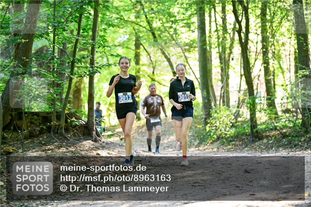 28.09.2025 - 33. Volkslauf durch das schöne Alstertal Dr. Thomas Lammeyer http://msf.ph/oto/8963163 28.09.2025 11:14:15 Laufen 3013, 3013 meine-sportfotos.de