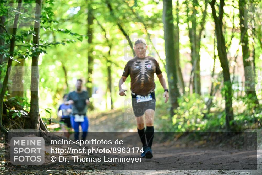 28.09.2025 - 33. Volkslauf durch das schöne Alstertal Dr. Thomas Lammeyer http://msf.ph/oto/8963174 28.09.2025 11:14:17 Laufen 3340 meine-sportfotos.de