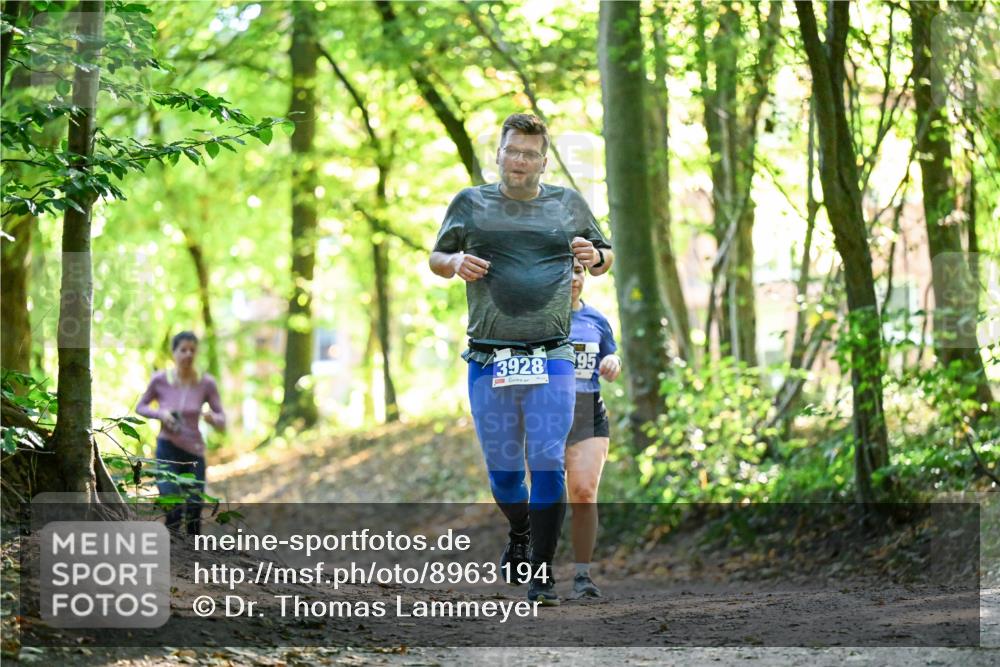 28.09.2025 - 33. Volkslauf durch das schöne Alstertal Dr. Thomas Lammeyer http://msf.ph/oto/8963194 28.09.2025 11:14:21 Laufen 3928, 95 meine-sportfotos.de