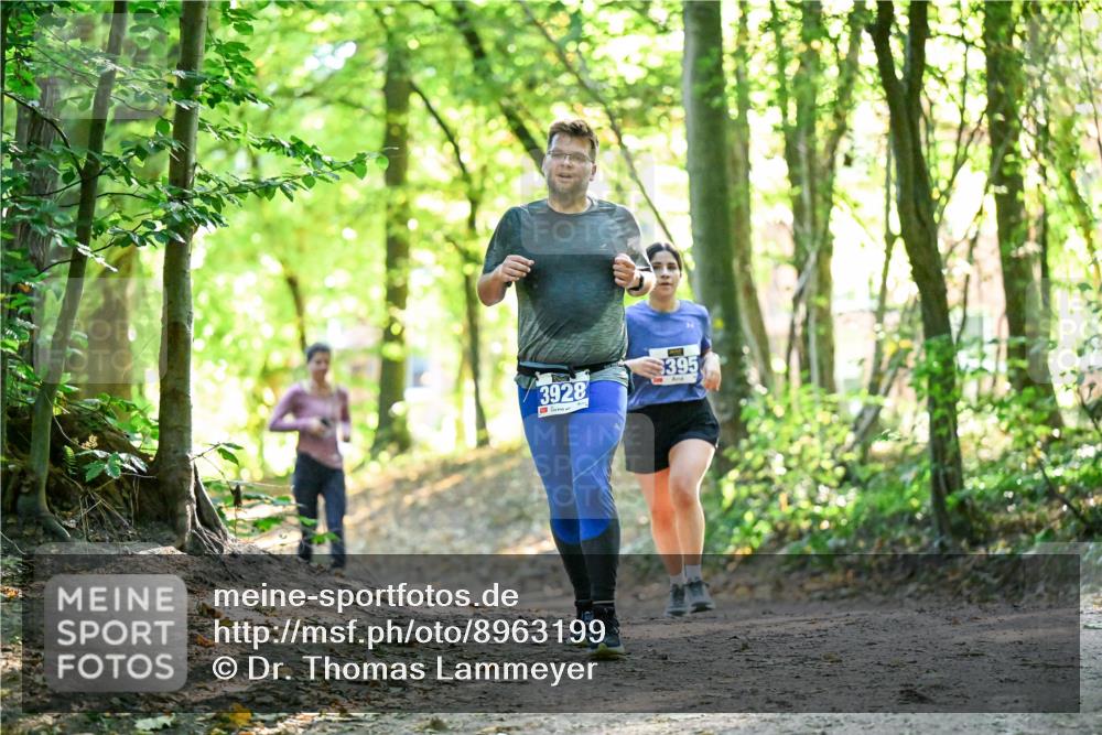 28.09.2025 - 33. Volkslauf durch das schöne Alstertal Dr. Thomas Lammeyer http://msf.ph/oto/8963199 28.09.2025 11:14:21 Laufen 3928, 395 meine-sportfotos.de
