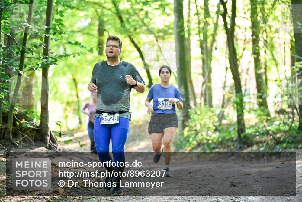 28.09.2025 - 33. Volkslauf durch das schöne Alstertal Dr. Thomas Lammeyer http://msf.ph/oto/8963207 28.09.2025 11:14:22 Laufen 3928, 3395 meine-sportfotos.de