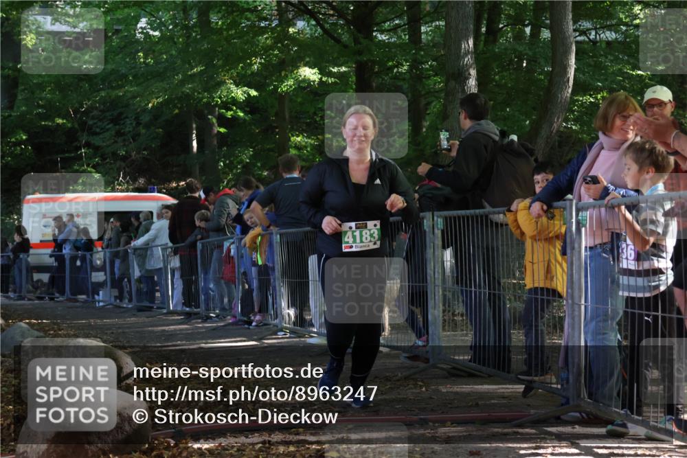 28.09.2025 - 33. Volkslauf durch das schöne Alstertal Strokosch-Dieckow http://msf.ph/oto/8963247 28.09.2025 11:02:39 Ziel 4183 meine-sportfotos.de