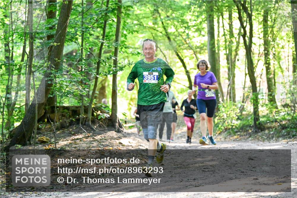 28.09.2025 - 33. Volkslauf durch das schöne Alstertal Dr. Thomas Lammeyer http://msf.ph/oto/8963293 28.09.2025 11:14:40 Laufen 3951, 3007 meine-sportfotos.de