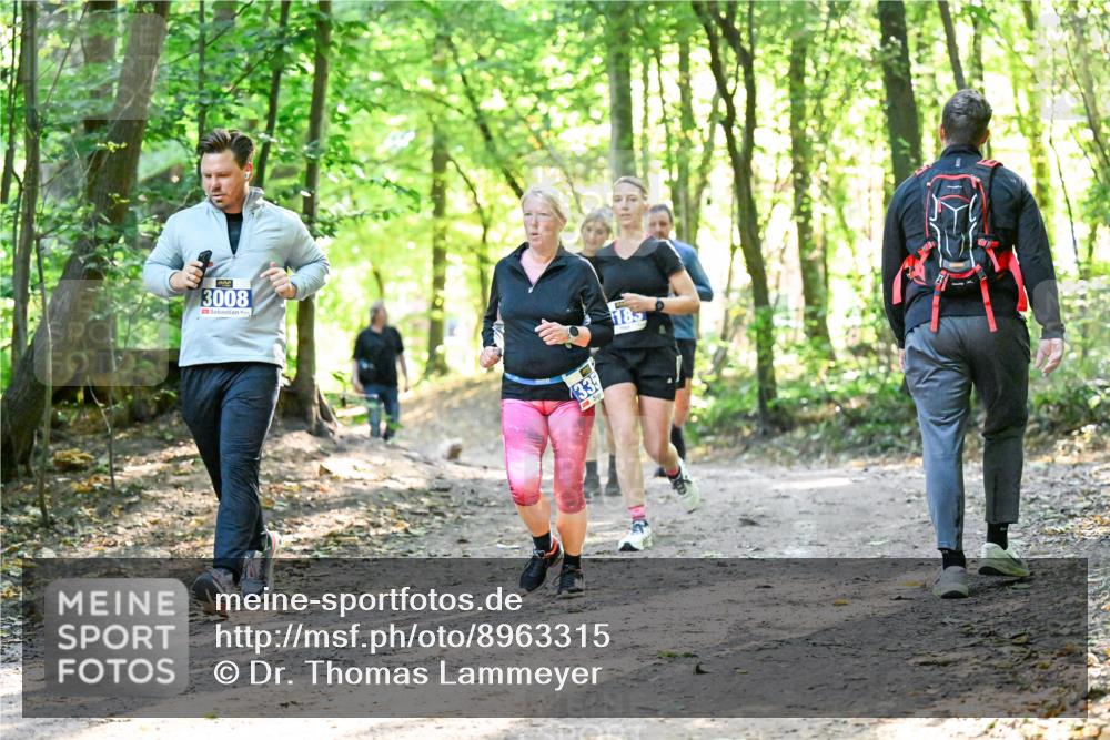 28.09.2025 - 33. Volkslauf durch das schöne Alstertal Dr. Thomas Lammeyer http://msf.ph/oto/8963315 28.09.2025 11:14:45 Laufen 3008, 335, 185 meine-sportfotos.de