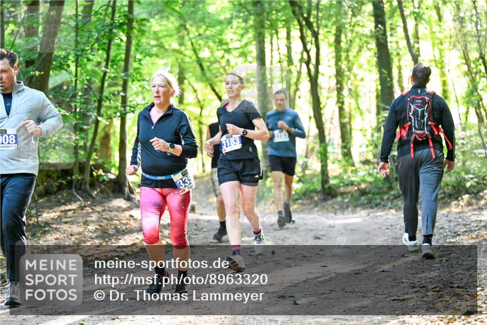 28.09.2025 - 33. Volkslauf durch das schöne Alstertal Dr. Thomas Lammeyer http://msf.ph/oto/8963320 28.09.2025 11:14:46 Laufen 08, 335, 3183, 103 meine-sportfotos.de