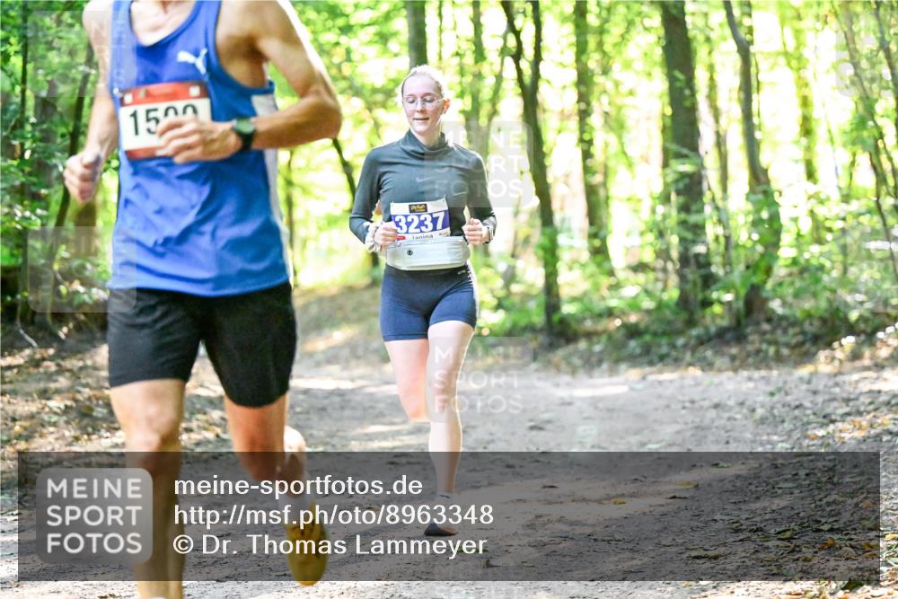 28.09.2025 - 33. Volkslauf durch das schöne Alstertal Dr. Thomas Lammeyer http://msf.ph/oto/8963348 28.09.2025 11:15:02 Laufen 150, 3237 meine-sportfotos.de