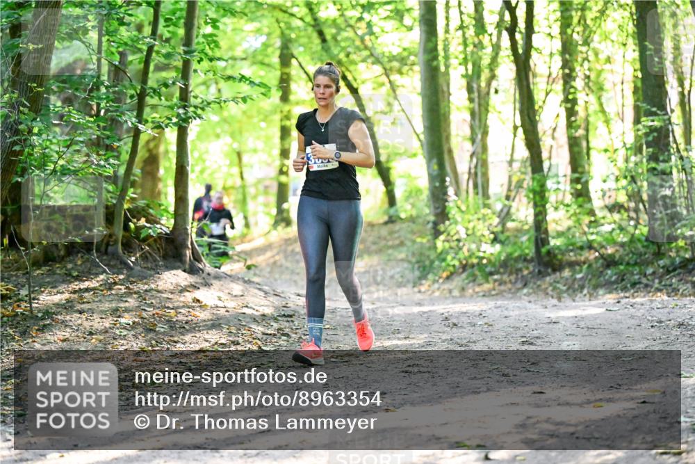 28.09.2025 - 33. Volkslauf durch das schöne Alstertal Dr. Thomas Lammeyer http://msf.ph/oto/8963354 28.09.2025 11:15:04 Laufen  meine-sportfotos.de
