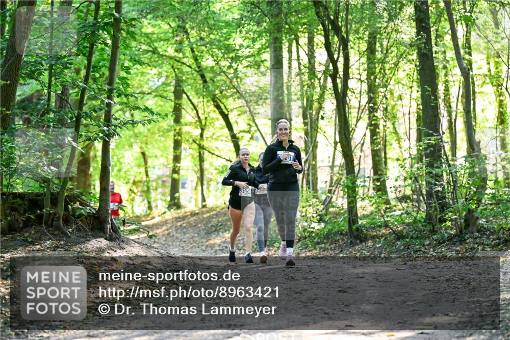 28.09.2025 - 33. Volkslauf durch das schöne Alstertal Dr. Thomas Lammeyer http://msf.ph/oto/8963421 28.09.2025 11:15:39 Laufen  meine-sportfotos.de