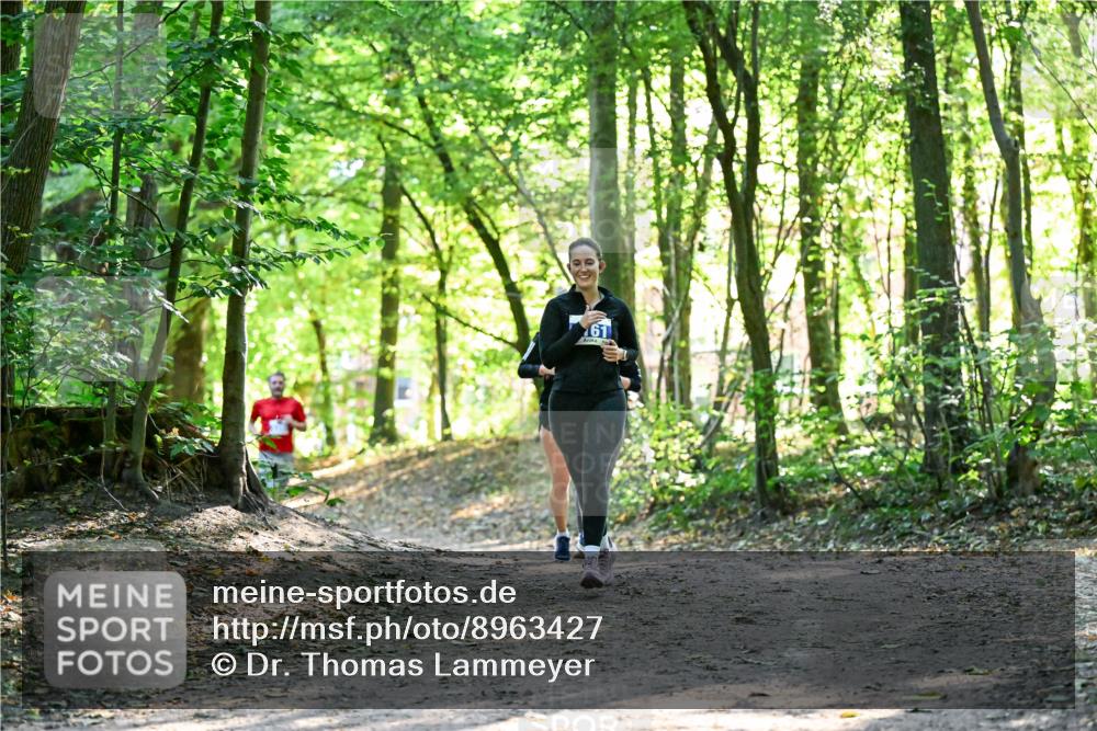 28.09.2025 - 33. Volkslauf durch das schöne Alstertal Dr. Thomas Lammeyer http://msf.ph/oto/8963427 28.09.2025 11:15:39 Laufen  meine-sportfotos.de
