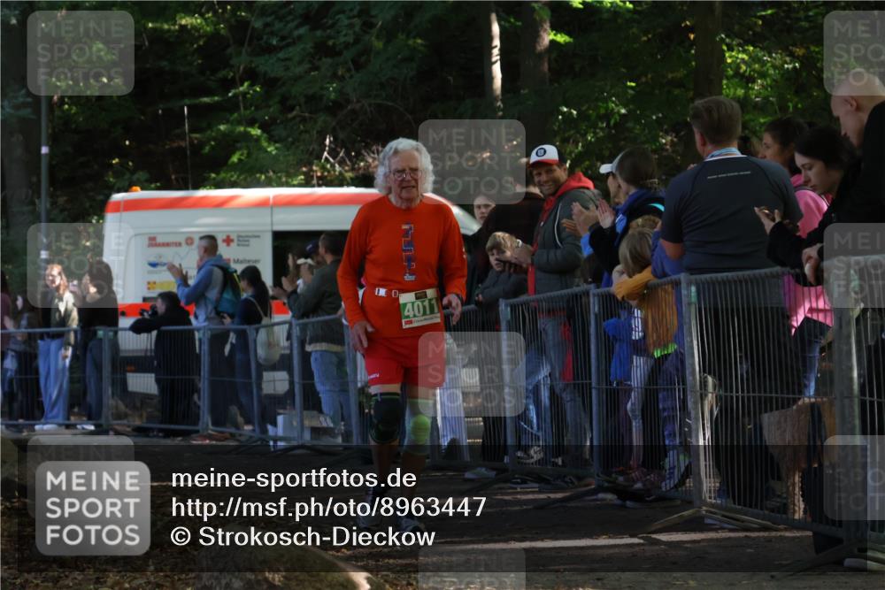 28.09.2025 - 33. Volkslauf durch das schöne Alstertal Strokosch-Dieckow http://msf.ph/oto/8963447 28.09.2025 11:04:03 Ziel 4011 meine-sportfotos.de