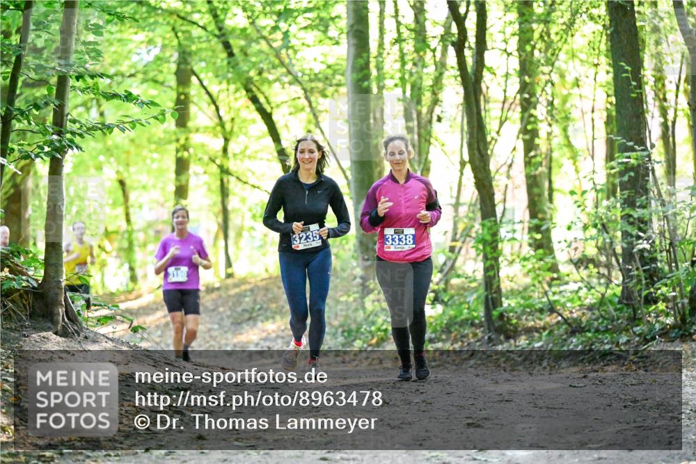 28.09.2025 - 33. Volkslauf durch das schöne Alstertal Dr. Thomas Lammeyer http://msf.ph/oto/8963478 28.09.2025 11:15:55 Laufen 3235, 3338 meine-sportfotos.de