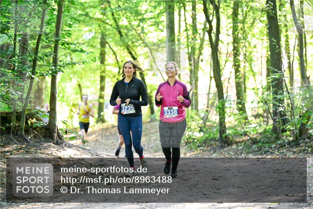 28.09.2025 - 33. Volkslauf durch das schöne Alstertal Dr. Thomas Lammeyer http://msf.ph/oto/8963488 28.09.2025 11:15:57 Laufen 3235, 3338 meine-sportfotos.de