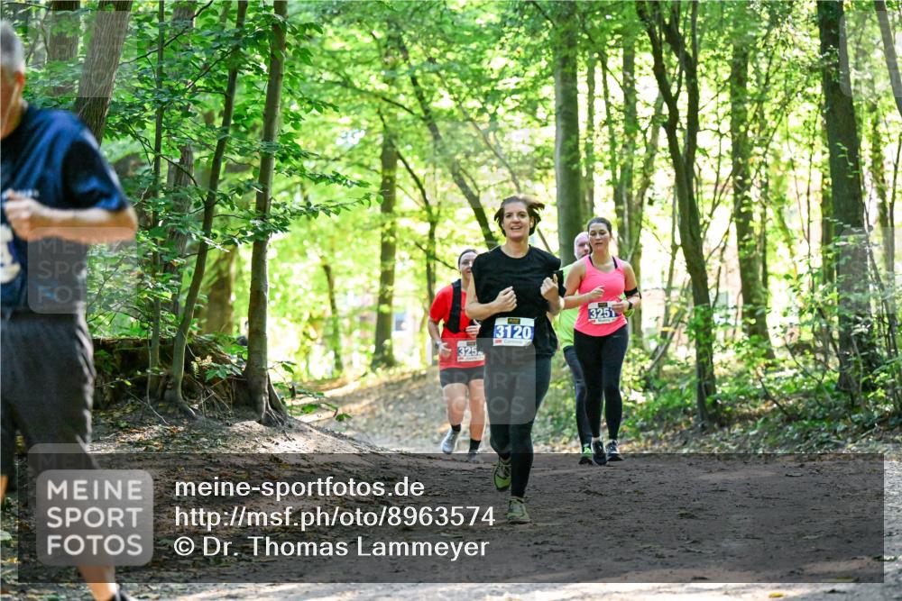 28.09.2025 - 33. Volkslauf durch das schöne Alstertal Dr. Thomas Lammeyer http://msf.ph/oto/8963574 28.09.2025 11:16:10 Laufen 325, 3120, 3251 meine-sportfotos.de