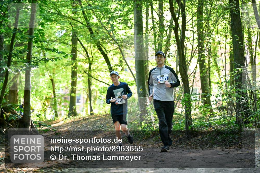 28.09.2025 - 33. Volkslauf durch das schöne Alstertal Dr. Thomas Lammeyer http://msf.ph/oto/8963655 28.09.2025 11:16:22 Laufen 3402, 3401 meine-sportfotos.de
