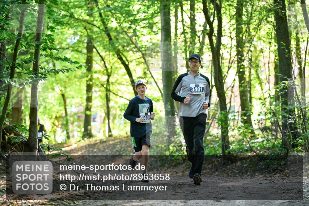 28.09.2025 - 33. Volkslauf durch das schöne Alstertal Dr. Thomas Lammeyer http://msf.ph/oto/8963658 28.09.2025 11:16:23 Laufen 3402, 3401 meine-sportfotos.de