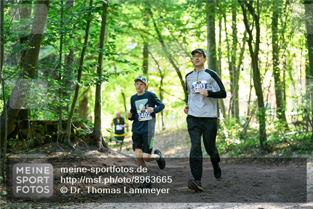 28.09.2025 - 33. Volkslauf durch das schöne Alstertal Dr. Thomas Lammeyer http://msf.ph/oto/8963665 28.09.2025 11:16:24 Laufen 3402, 3401 meine-sportfotos.de