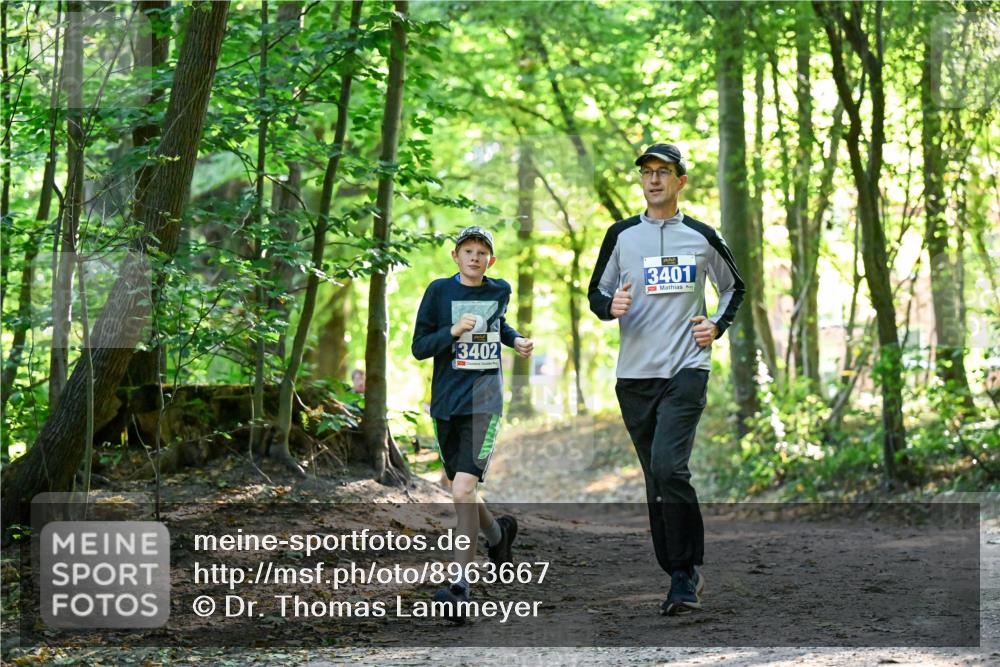 28.09.2025 - 33. Volkslauf durch das schöne Alstertal Dr. Thomas Lammeyer http://msf.ph/oto/8963667 28.09.2025 11:16:24 Laufen 3402, 3401 meine-sportfotos.de
