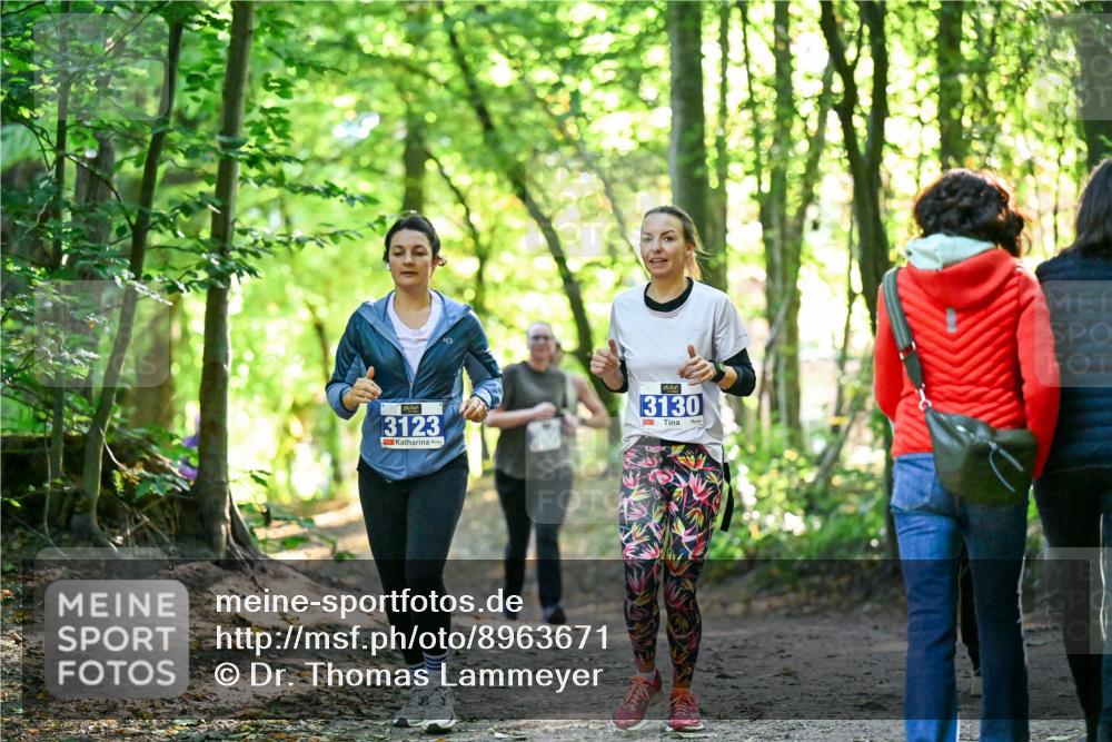 28.09.2025 - 33. Volkslauf durch das schöne Alstertal Dr. Thomas Lammeyer http://msf.ph/oto/8963671 28.09.2025 11:16:39 Laufen 3123, 3130 meine-sportfotos.de