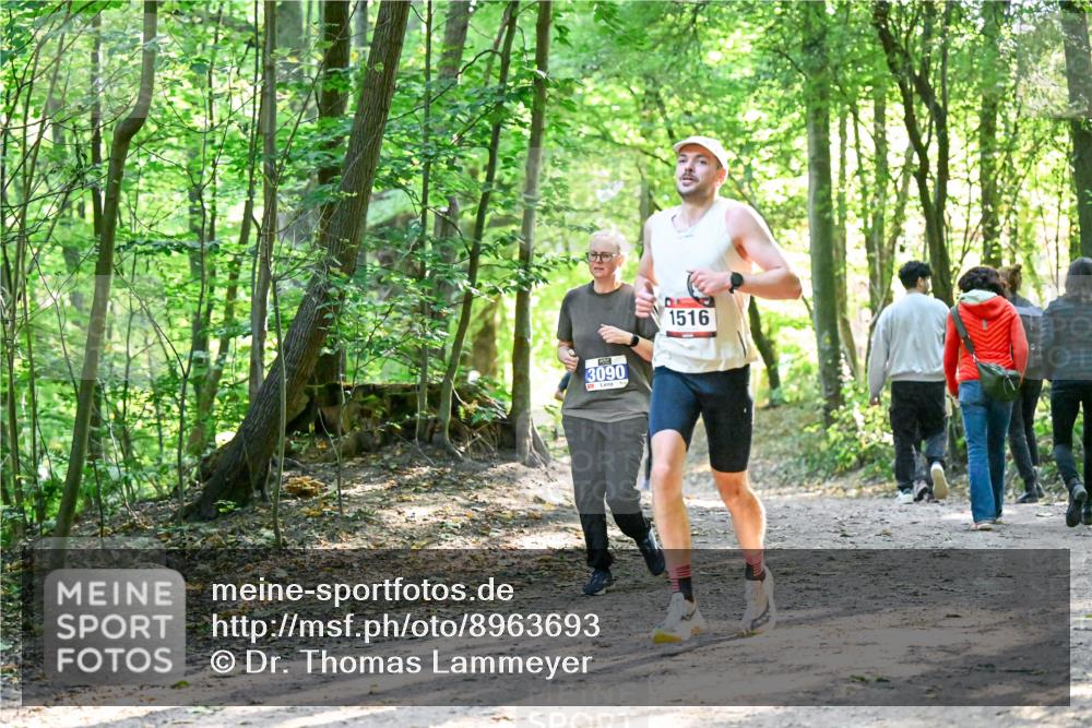 28.09.2025 - 33. Volkslauf durch das schöne Alstertal Dr. Thomas Lammeyer http://msf.ph/oto/8963693 28.09.2025 11:16:43 Laufen 3090, 1516 meine-sportfotos.de
