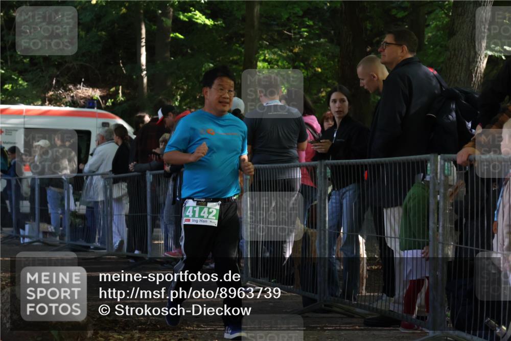 28.09.2025 - 33. Volkslauf durch das schöne Alstertal Strokosch-Dieckow http://msf.ph/oto/8963739 28.09.2025 11:06:51 Ziel 3173, 4142 meine-sportfotos.de