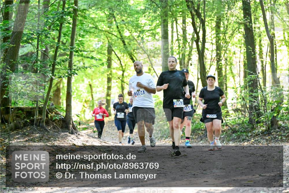 28.09.2025 - 33. Volkslauf durch das schöne Alstertal Dr. Thomas Lammeyer http://msf.ph/oto/8963769 28.09.2025 11:17:09 Laufen 3104, 3952, 3154, 3337 meine-sportfotos.de