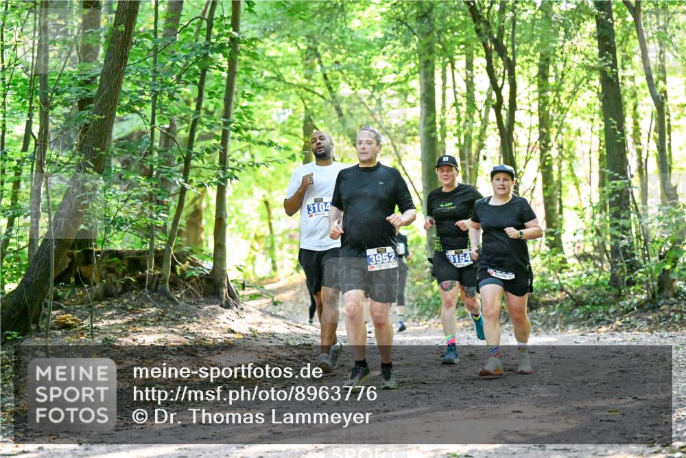 28.09.2025 - 33. Volkslauf durch das schöne Alstertal Dr. Thomas Lammeyer http://msf.ph/oto/8963776 28.09.2025 11:17:10 Laufen 3104, 3952, 3154 meine-sportfotos.de