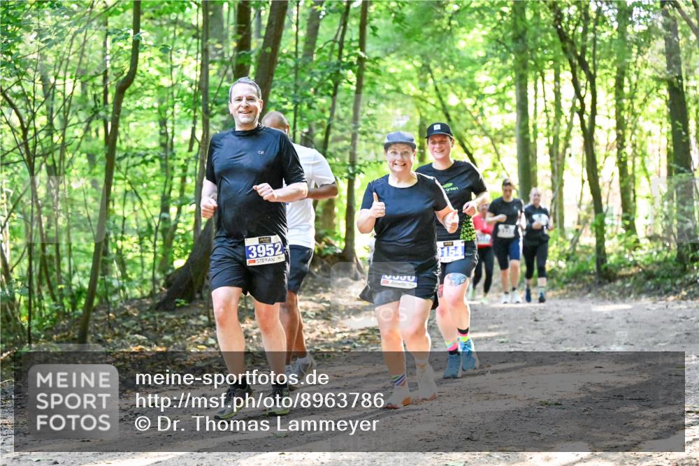 28.09.2025 - 33. Volkslauf durch das schöne Alstertal Dr. Thomas Lammeyer http://msf.ph/oto/8963786 28.09.2025 11:17:12 Laufen 3952, 3337, 3154 meine-sportfotos.de