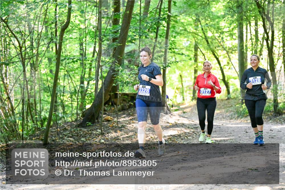 28.09.2025 - 33. Volkslauf durch das schöne Alstertal Dr. Thomas Lammeyer http://msf.ph/oto/8963805 28.09.2025 11:17:16 Laufen 3328, 3127, 3128 meine-sportfotos.de