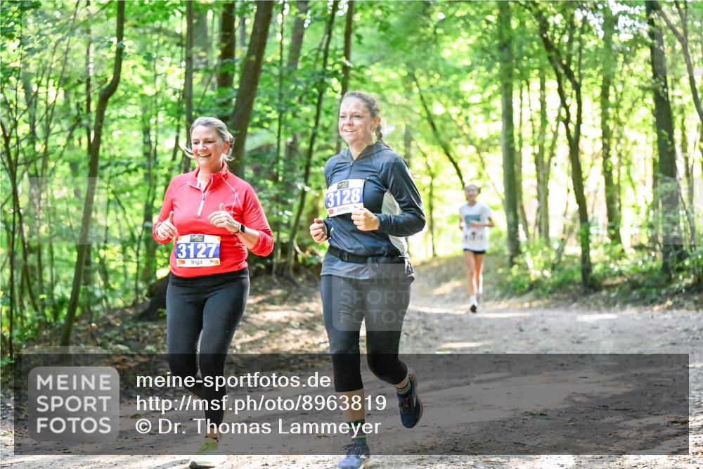 28.09.2025 - 33. Volkslauf durch das schöne Alstertal Dr. Thomas Lammeyer http://msf.ph/oto/8963819 28.09.2025 11:17:18 Laufen 3127, 3128 meine-sportfotos.de
