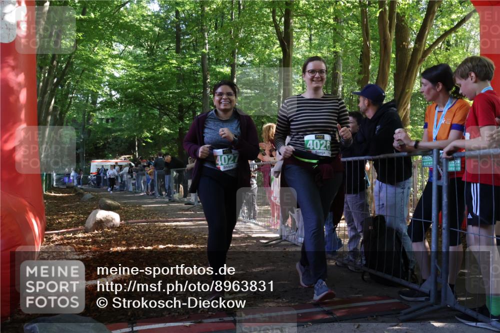 28.09.2025 - 33. Volkslauf durch das schöne Alstertal Strokosch-Dieckow http://msf.ph/oto/8963831 28.09.2025 11:08:36 Ziel 4068 meine-sportfotos.de