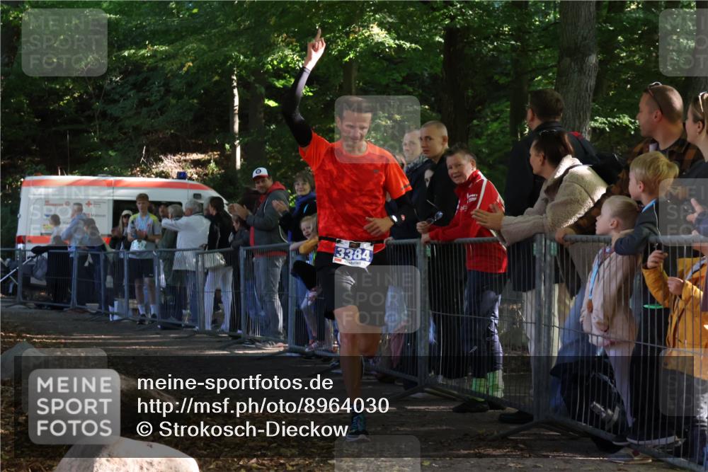 28.09.2025 - 33. Volkslauf durch das schöne Alstertal Strokosch-Dieckow http://msf.ph/oto/8964030 28.09.2025 11:09:57 Ziel 3384 meine-sportfotos.de