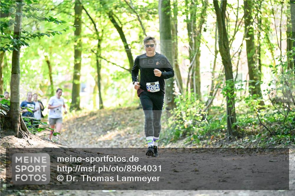 28.09.2025 - 33. Volkslauf durch das schöne Alstertal Dr. Thomas Lammeyer http://msf.ph/oto/8964031 28.09.2025 11:18:37 Laufen 3264 meine-sportfotos.de