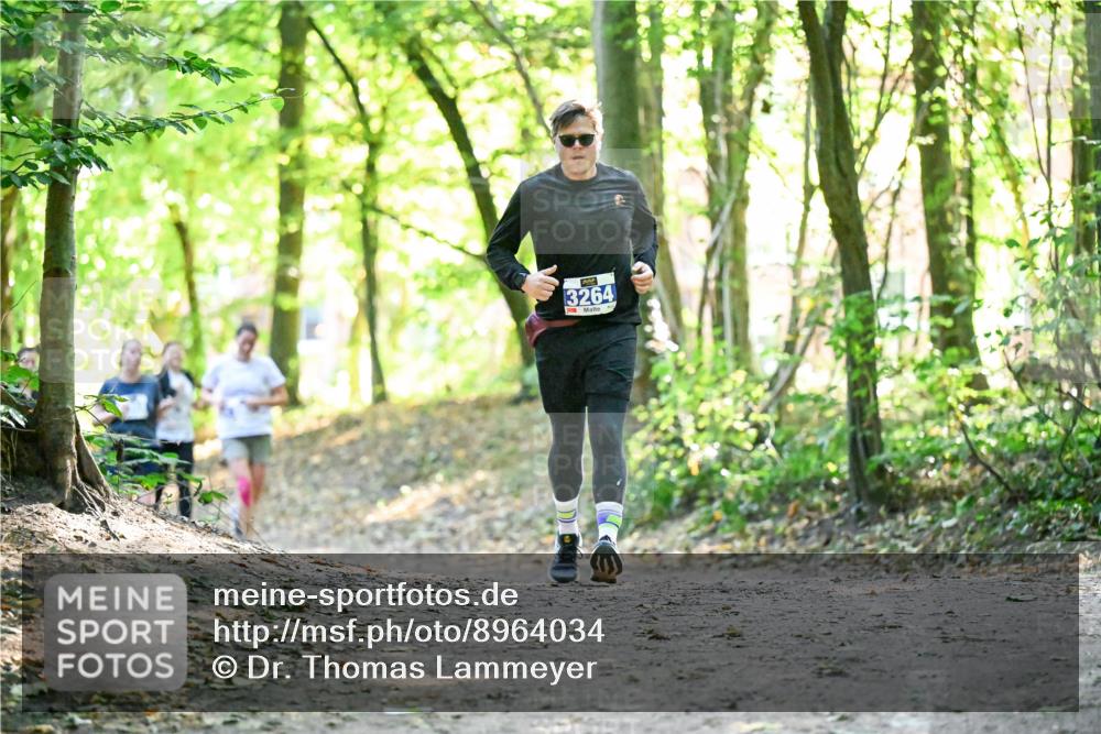 28.09.2025 - 33. Volkslauf durch das schöne Alstertal Dr. Thomas Lammeyer http://msf.ph/oto/8964034 28.09.2025 11:18:37 Laufen 3264 meine-sportfotos.de