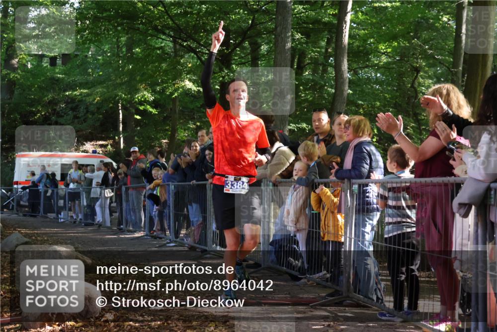 28.09.2025 - 33. Volkslauf durch das schöne Alstertal Strokosch-Dieckow http://msf.ph/oto/8964042 28.09.2025 11:09:57 Ziel 3384 meine-sportfotos.de