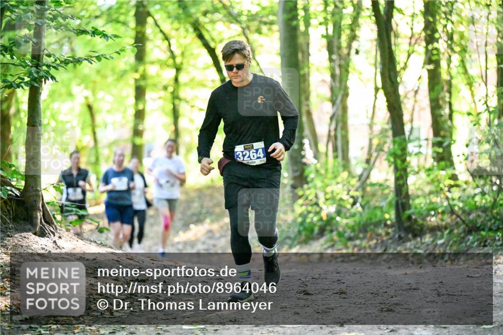 28.09.2025 - 33. Volkslauf durch das schöne Alstertal Dr. Thomas Lammeyer http://msf.ph/oto/8964046 28.09.2025 11:18:39 Laufen 3264 meine-sportfotos.de