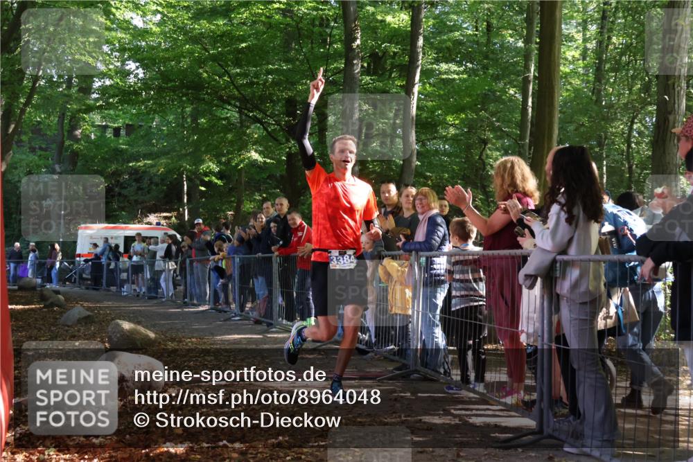 28.09.2025 - 33. Volkslauf durch das schöne Alstertal Strokosch-Dieckow http://msf.ph/oto/8964048 28.09.2025 11:09:58 Ziel 3384 meine-sportfotos.de