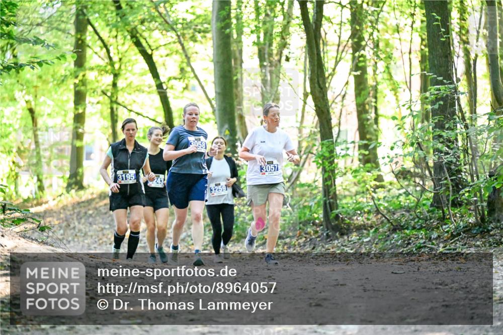 28.09.2025 - 33. Volkslauf durch das schöne Alstertal Dr. Thomas Lammeyer http://msf.ph/oto/8964057 28.09.2025 11:18:42 Laufen 3058, 3195, 325, 3057 meine-sportfotos.de