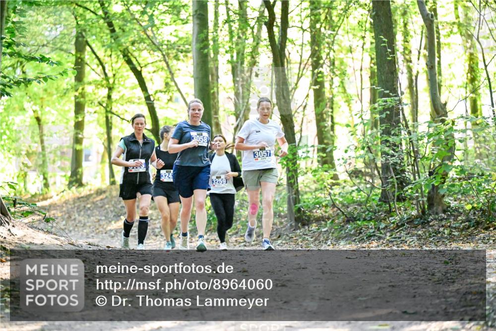 28.09.2025 - 33. Volkslauf durch das schöne Alstertal Dr. Thomas Lammeyer http://msf.ph/oto/8964060 28.09.2025 11:18:43 Laufen 3058, 3057, 324, 3259 meine-sportfotos.de