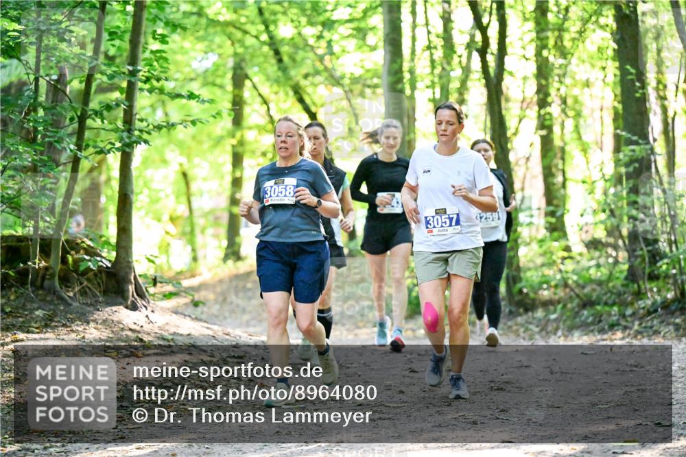 28.09.2025 - 33. Volkslauf durch das schöne Alstertal Dr. Thomas Lammeyer http://msf.ph/oto/8964080 28.09.2025 11:18:45 Laufen 3058, 3057, 3259 meine-sportfotos.de