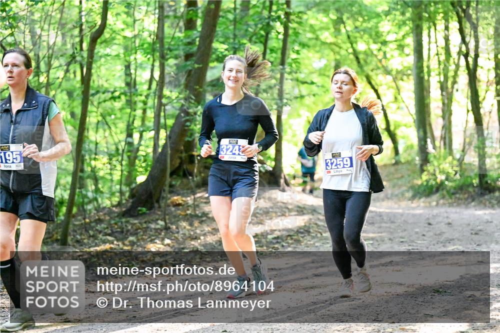 28.09.2025 - 33. Volkslauf durch das schöne Alstertal Dr. Thomas Lammeyer http://msf.ph/oto/8964104 28.09.2025 11:18:49 Laufen 195, 324, 3259 meine-sportfotos.de