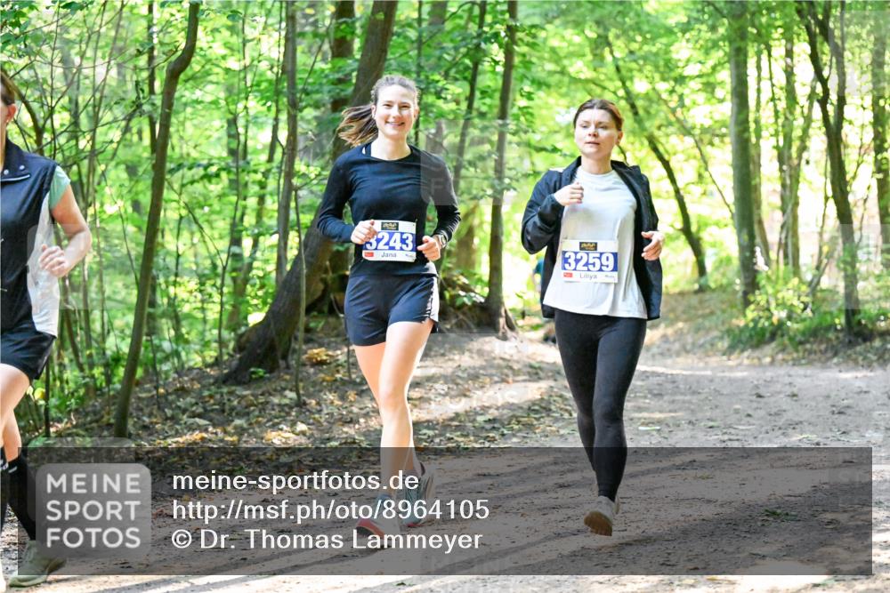 28.09.2025 - 33. Volkslauf durch das schöne Alstertal Dr. Thomas Lammeyer http://msf.ph/oto/8964105 28.09.2025 11:18:49 Laufen 3243, 1, 3259 meine-sportfotos.de