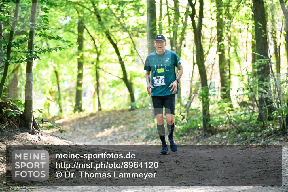 28.09.2025 - 33. Volkslauf durch das schöne Alstertal Dr. Thomas Lammeyer http://msf.ph/oto/8964120 28.09.2025 11:18:55 Laufen 2, 0, 25, 3003 meine-sportfotos.de
