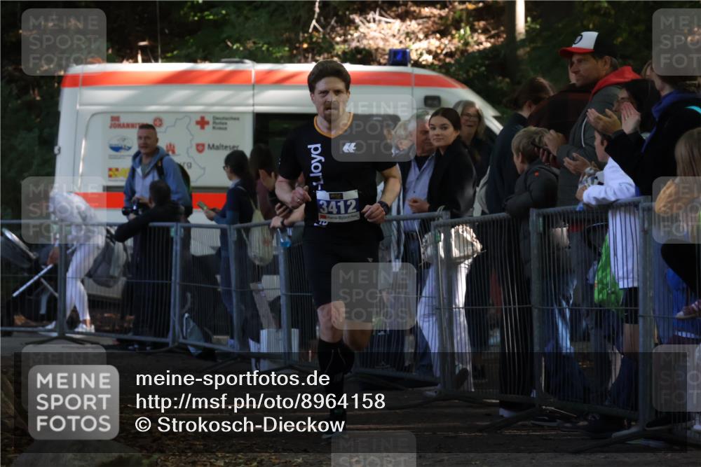28.09.2025 - 33. Volkslauf durch das schöne Alstertal Strokosch-Dieckow http://msf.ph/oto/8964158 28.09.2025 11:11:27 Ziel 3412 meine-sportfotos.de