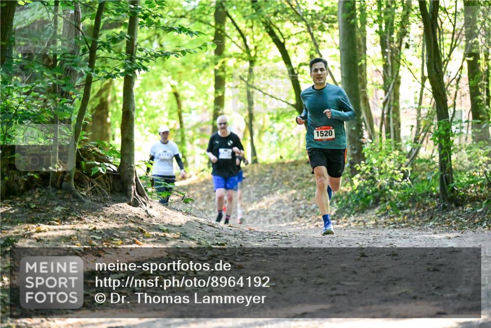 28.09.2025 - 33. Volkslauf durch das schöne Alstertal Dr. Thomas Lammeyer http://msf.ph/oto/8964192 28.09.2025 11:19:30 Laufen 1520 meine-sportfotos.de