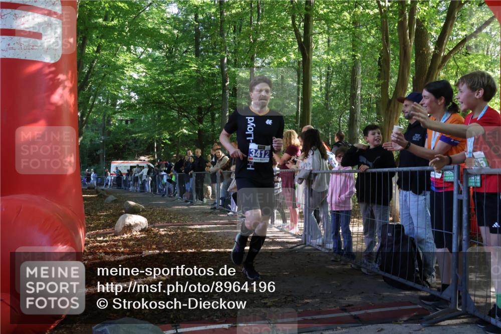 28.09.2025 - 33. Volkslauf durch das schöne Alstertal Strokosch-Dieckow http://msf.ph/oto/8964196 28.09.2025 11:11:31 Ziel 3412 meine-sportfotos.de