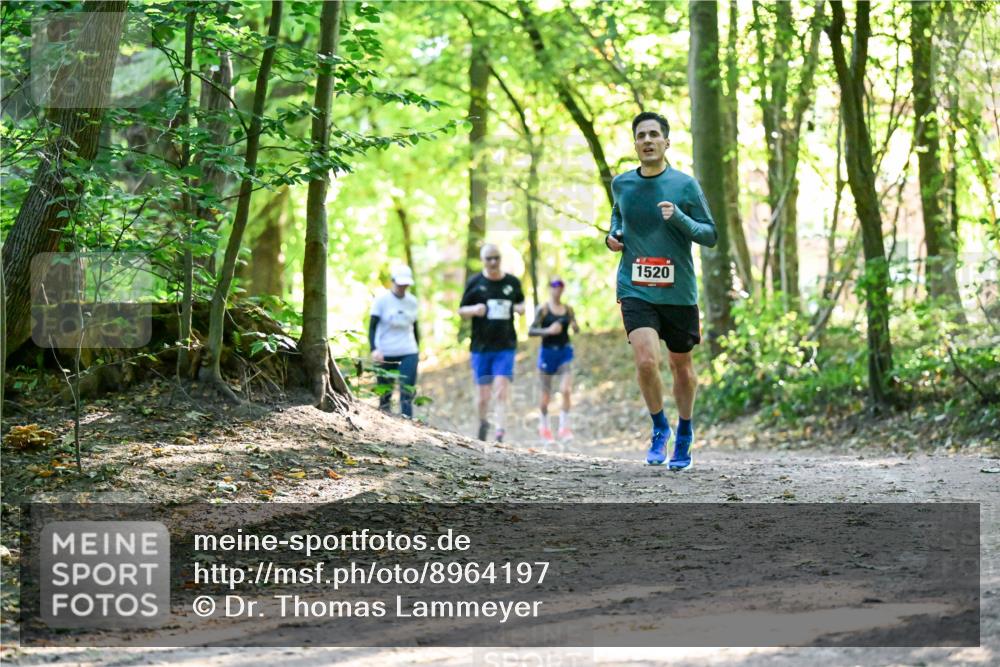 28.09.2025 - 33. Volkslauf durch das schöne Alstertal Dr. Thomas Lammeyer http://msf.ph/oto/8964197 28.09.2025 11:19:30 Laufen 1520 meine-sportfotos.de