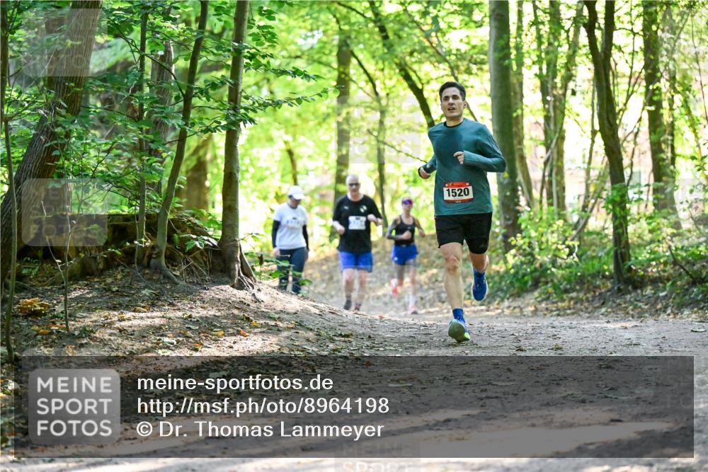 28.09.2025 - 33. Volkslauf durch das schöne Alstertal Dr. Thomas Lammeyer http://msf.ph/oto/8964198 28.09.2025 11:19:31 Laufen 1520 meine-sportfotos.de
