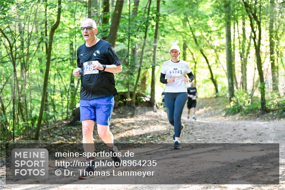 28.09.2025 - 33. Volkslauf durch das schöne Alstertal Dr. Thomas Lammeyer http://msf.ph/oto/8964235 28.09.2025 11:19:39 Laufen 328, 3323 meine-sportfotos.de