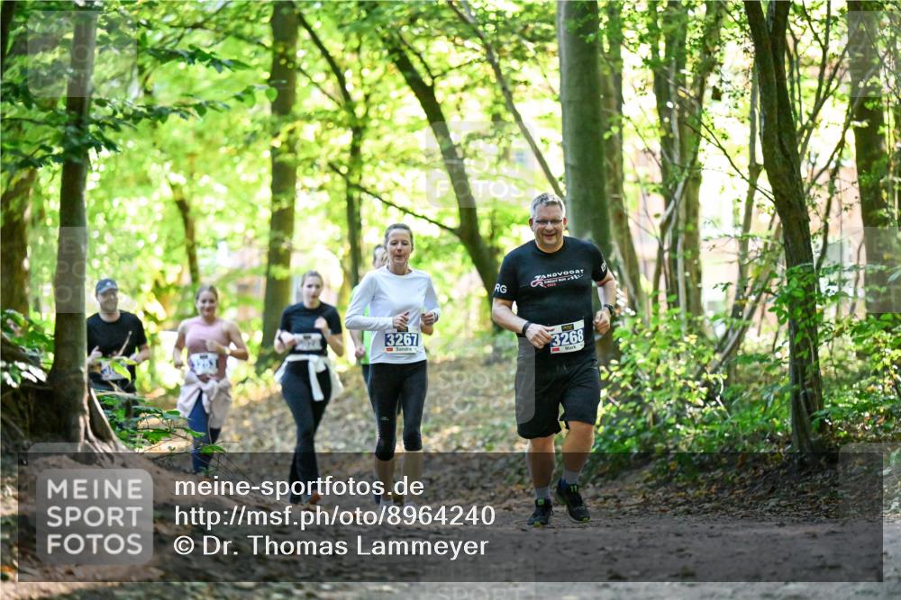 28.09.2025 - 33. Volkslauf durch das schöne Alstertal Dr. Thomas Lammeyer http://msf.ph/oto/8964240 28.09.2025 11:19:41 Laufen 3267, 3268 meine-sportfotos.de